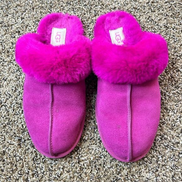 UGG Scuffette II Dragon Fruit Suede Fur Slippers Slides Hot Pink - Picture 3 of 10
